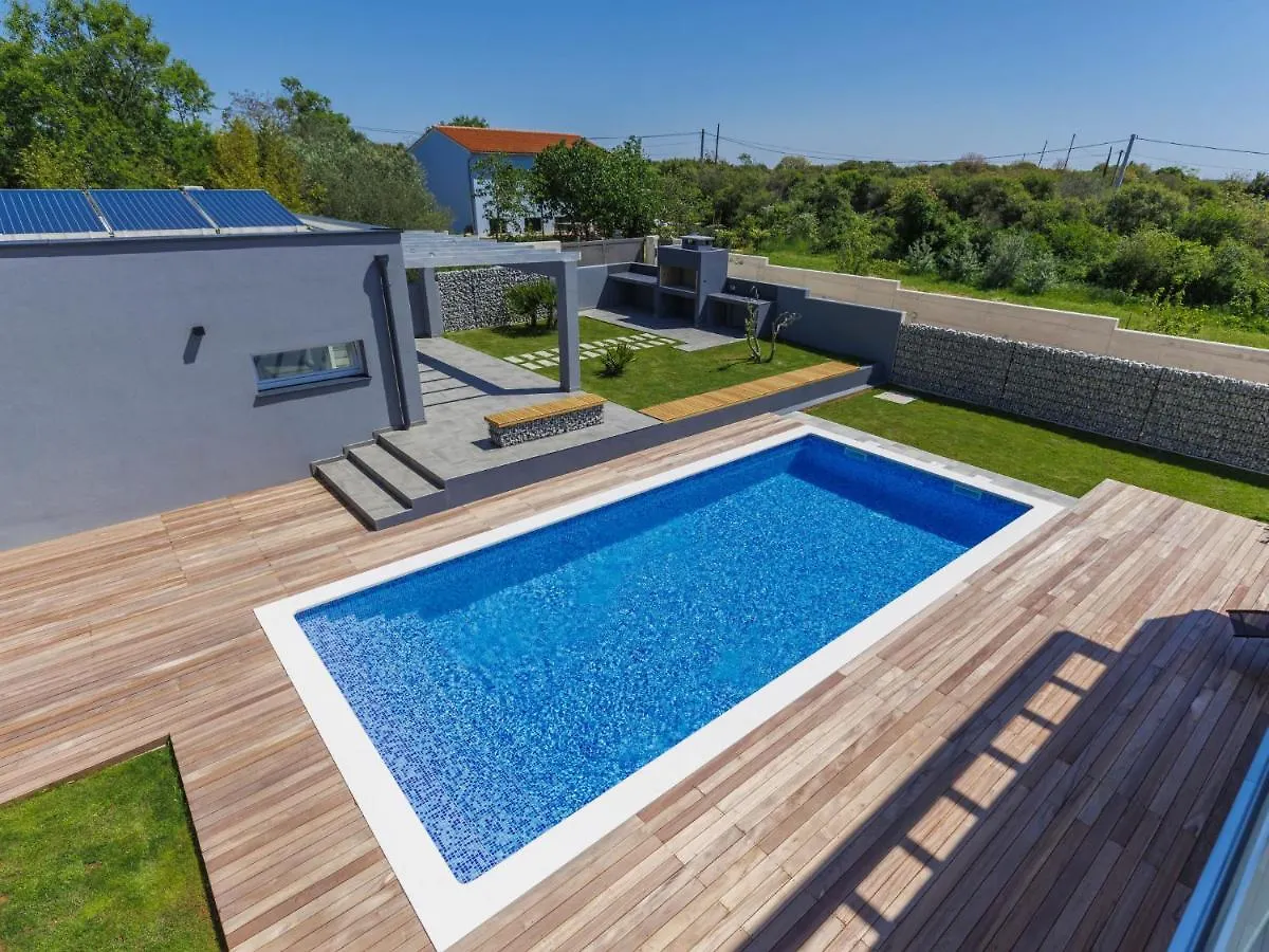 Holiday Home Villa Dora By Interhome Pula