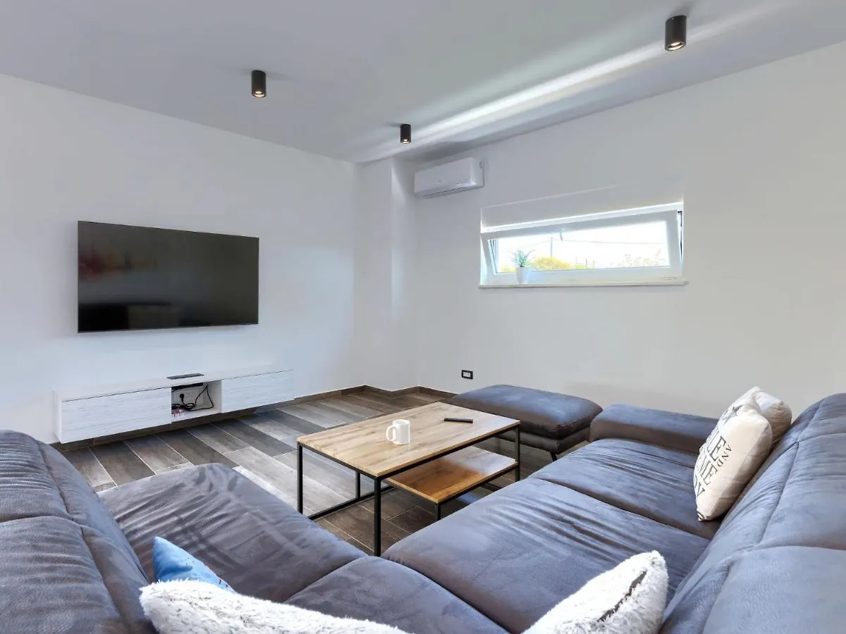 Holiday Home Villa Dora By Interhome Pula 0*,  Croatia