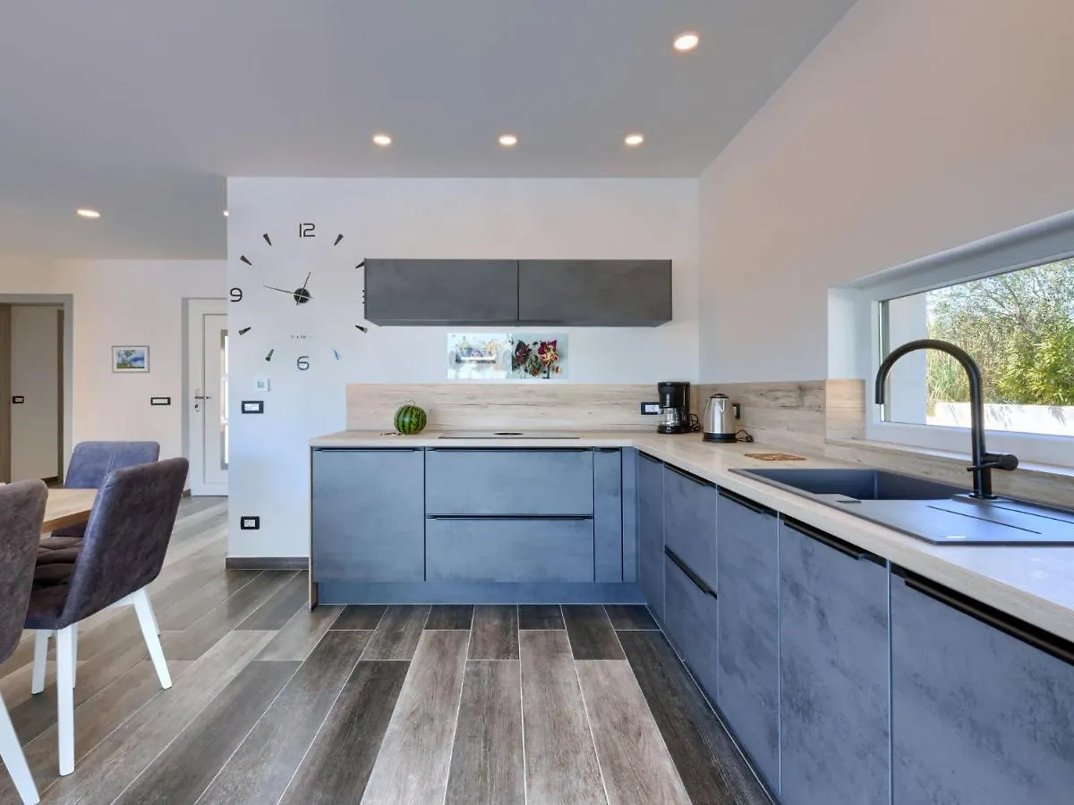 Holiday Home Villa Dora By Interhome Pula