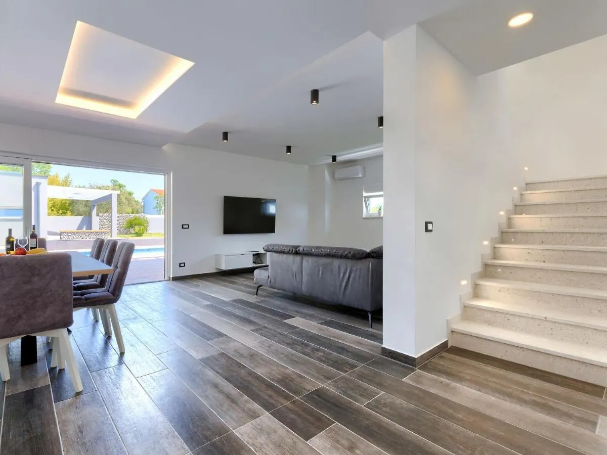 Holiday Home Villa Dora By Interhome Pula